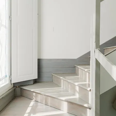 Guesthost - Cozy Loft-studio Flat In Crescenzago Apartman